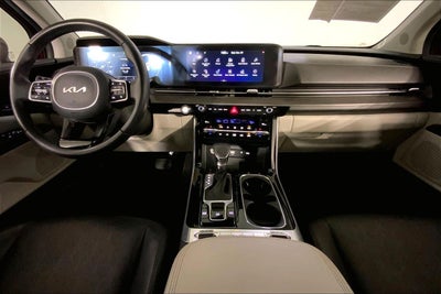 2023 Kia Carnival SX