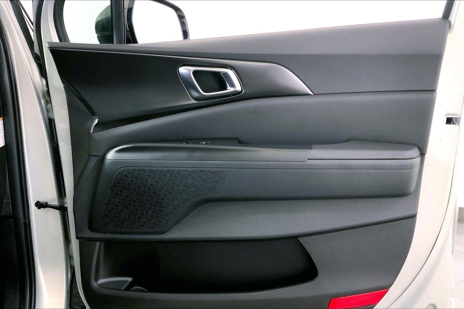 2025 Kia Carnival Hybrid SX