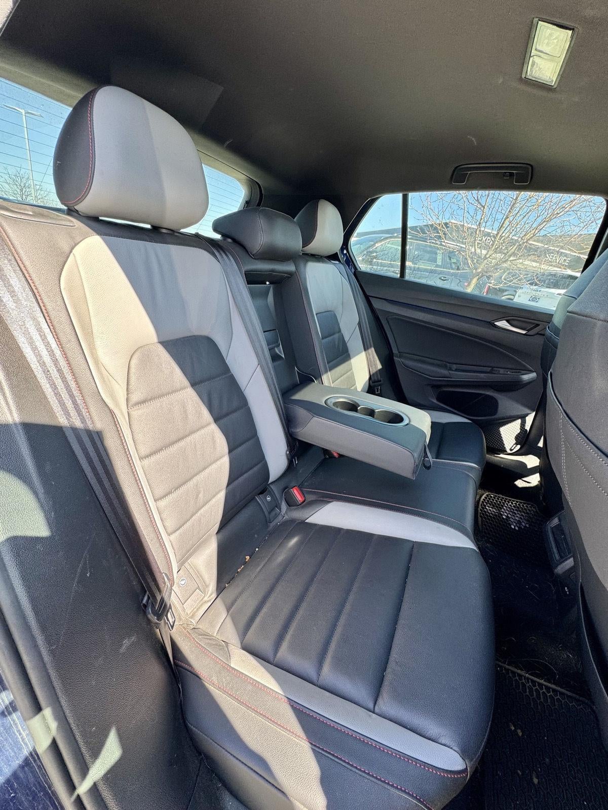 2022 Volkswagen Golf GTI SE