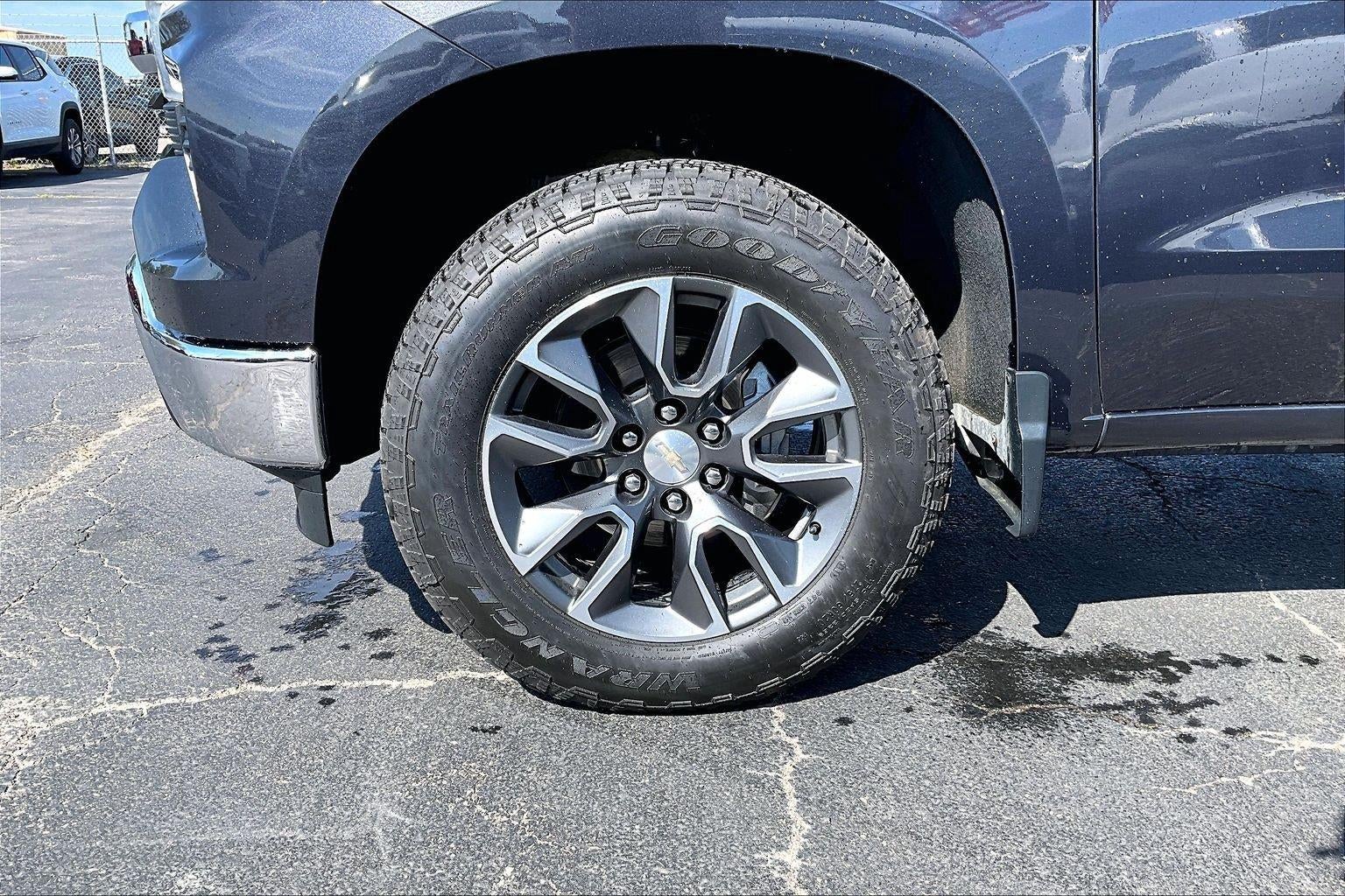 2024 Chevrolet Silverado 1500 LT (2FL)