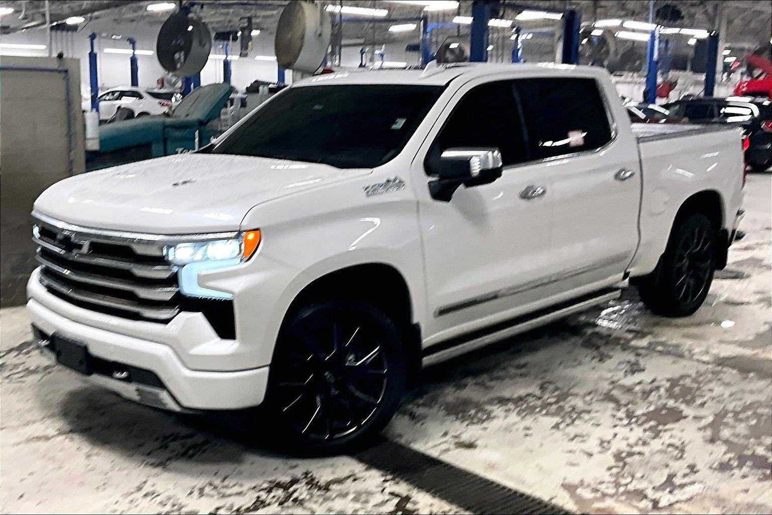 2022 Chevrolet Silverado 1500 High Country