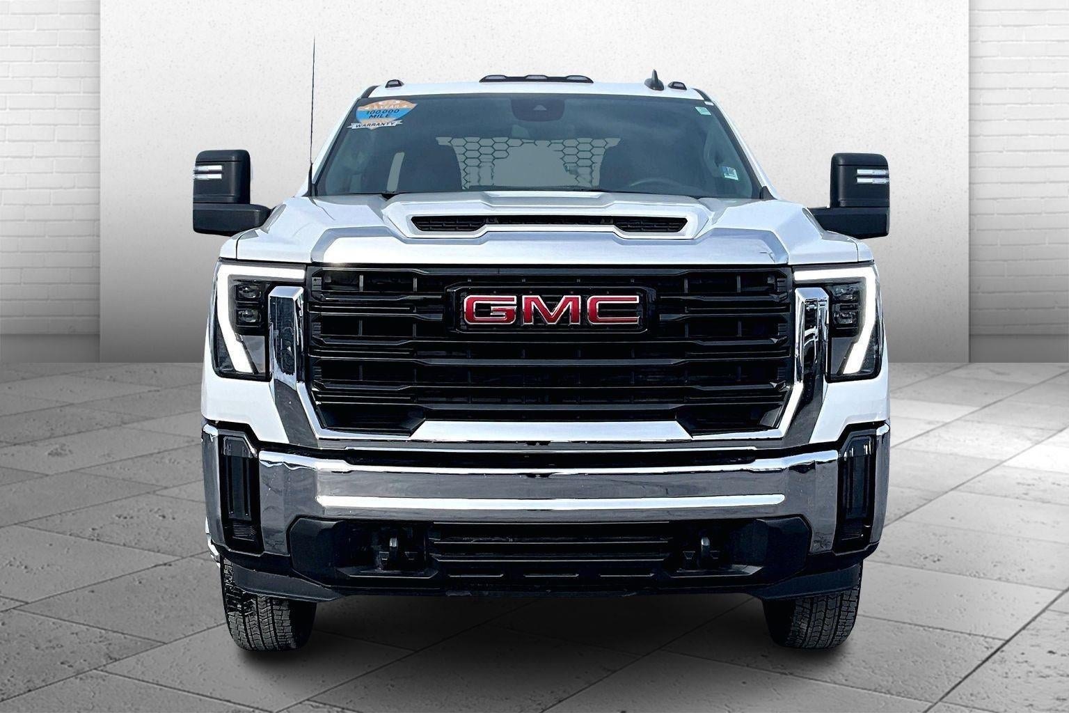 2026 GMC Sierra 3500 HD Chassis Cab Pro
