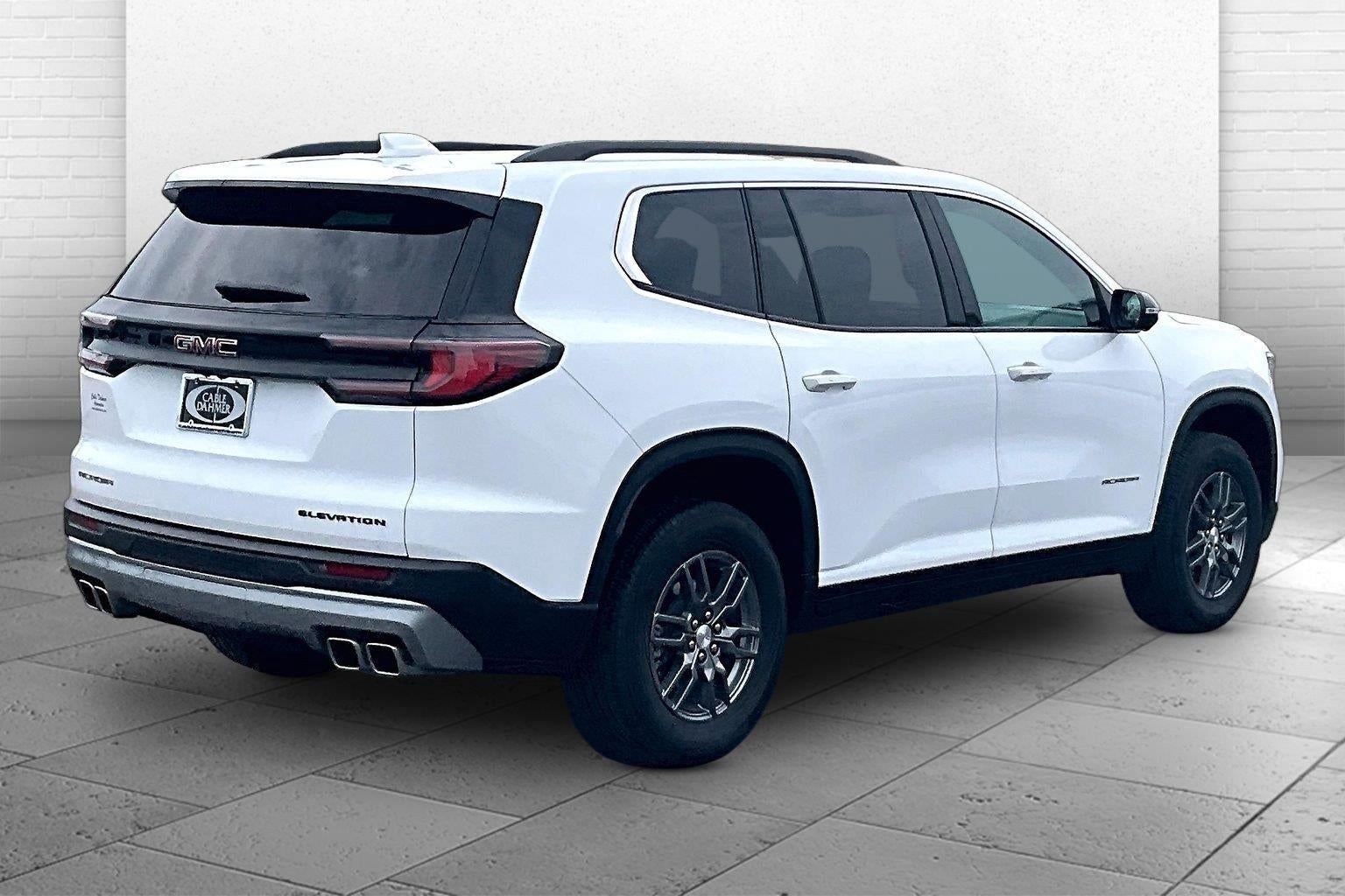 2025 GMC Acadia Elevation