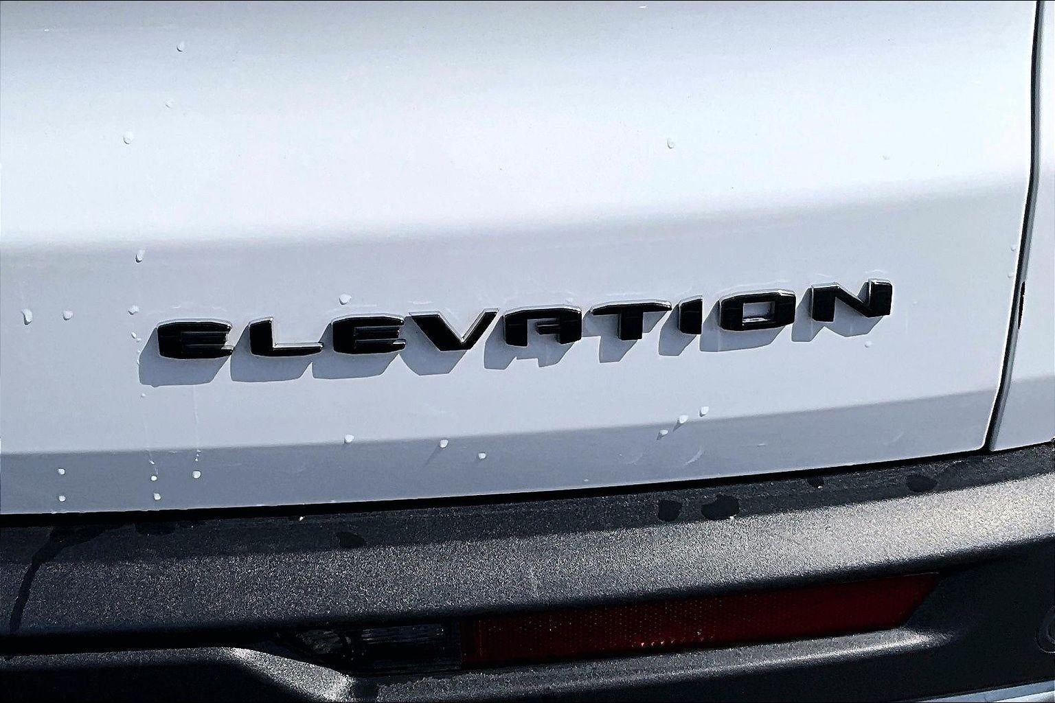 2025 GMC Acadia Elevation