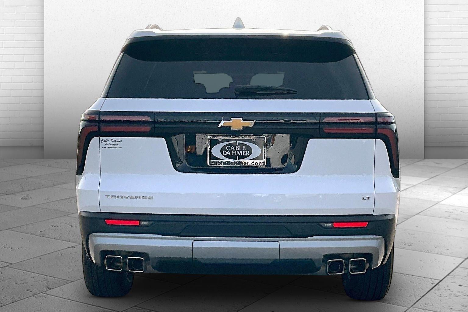 2024 Chevrolet Traverse LT