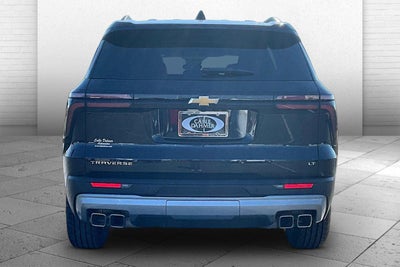 2024 Chevrolet Traverse LT
