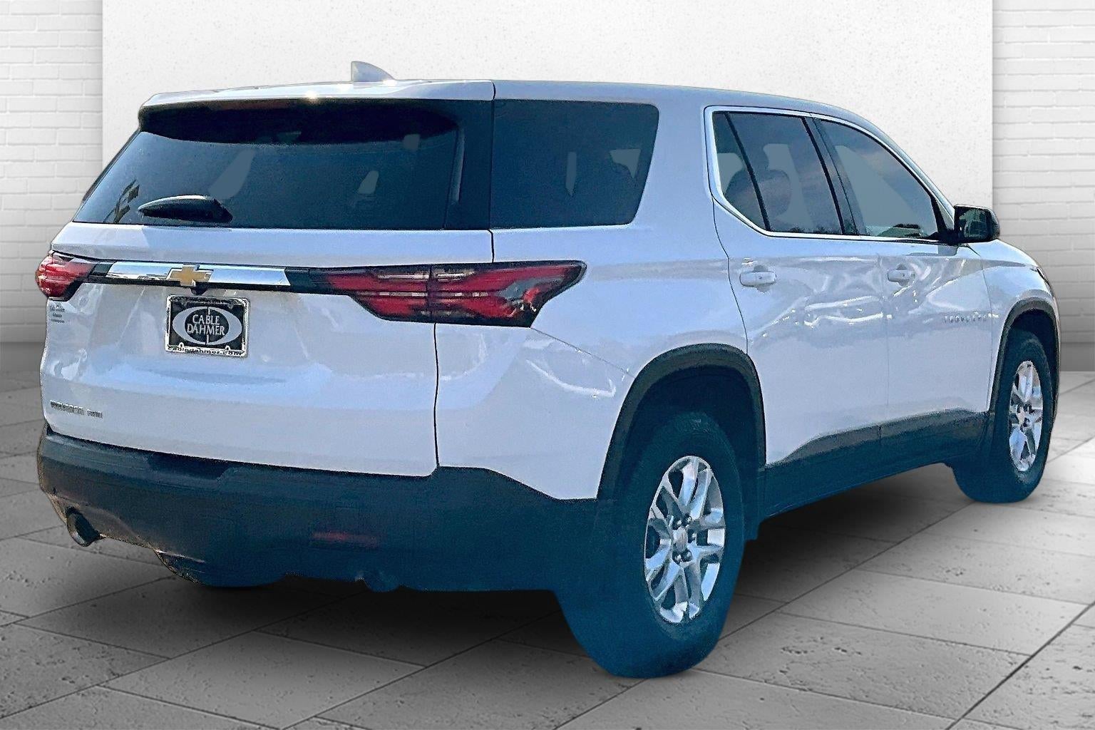 2022 Chevrolet Traverse LS