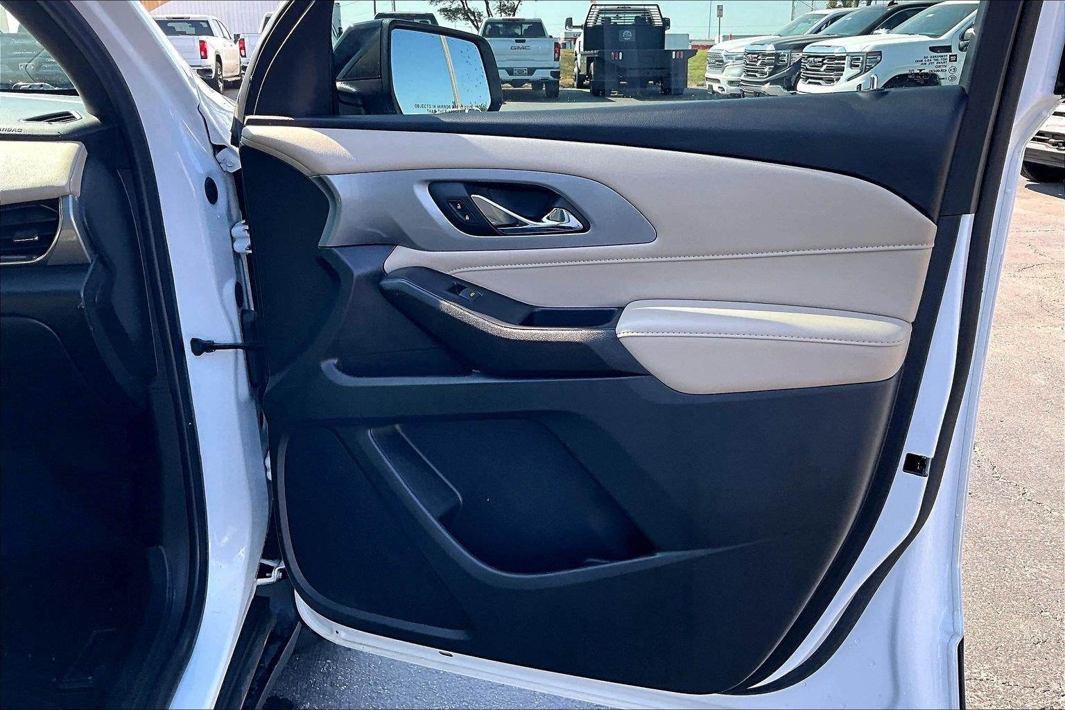 2022 Chevrolet Traverse LS