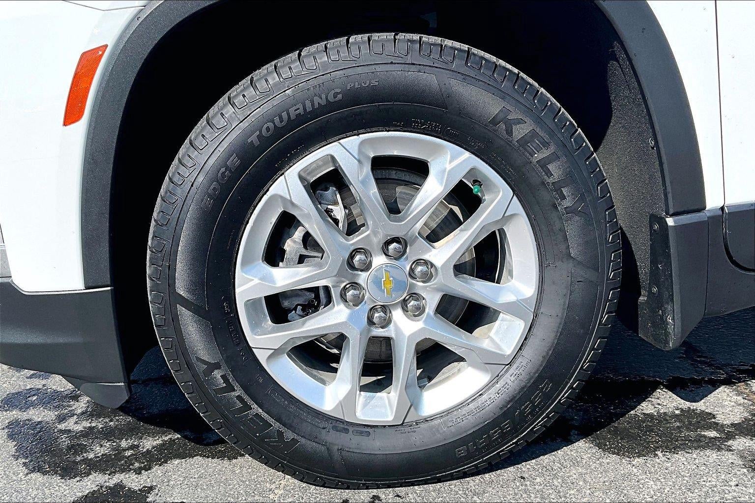 2022 Chevrolet Traverse LS