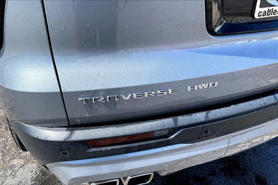 2025 Chevrolet Traverse LT
