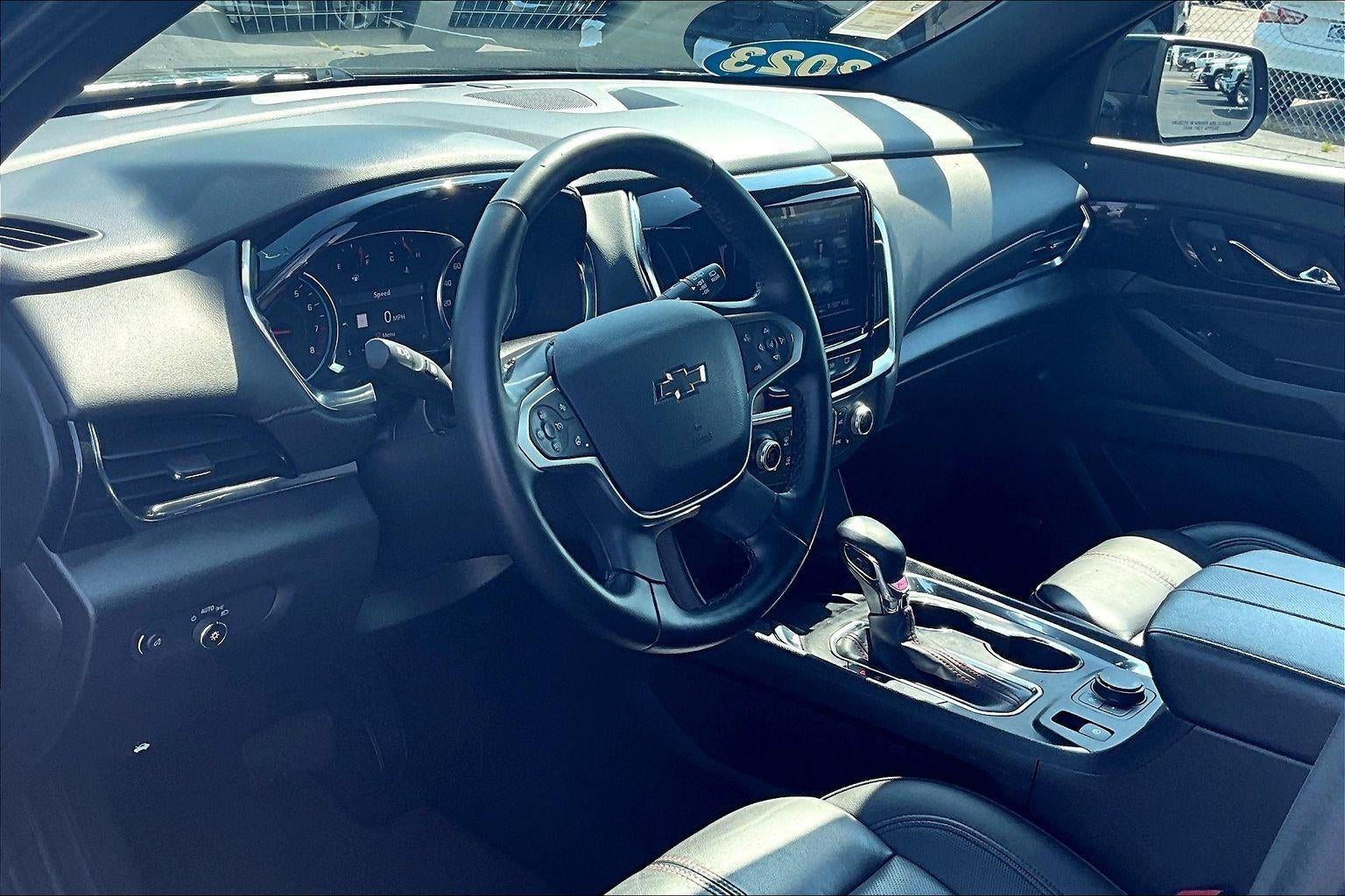 2023 Chevrolet Traverse RS