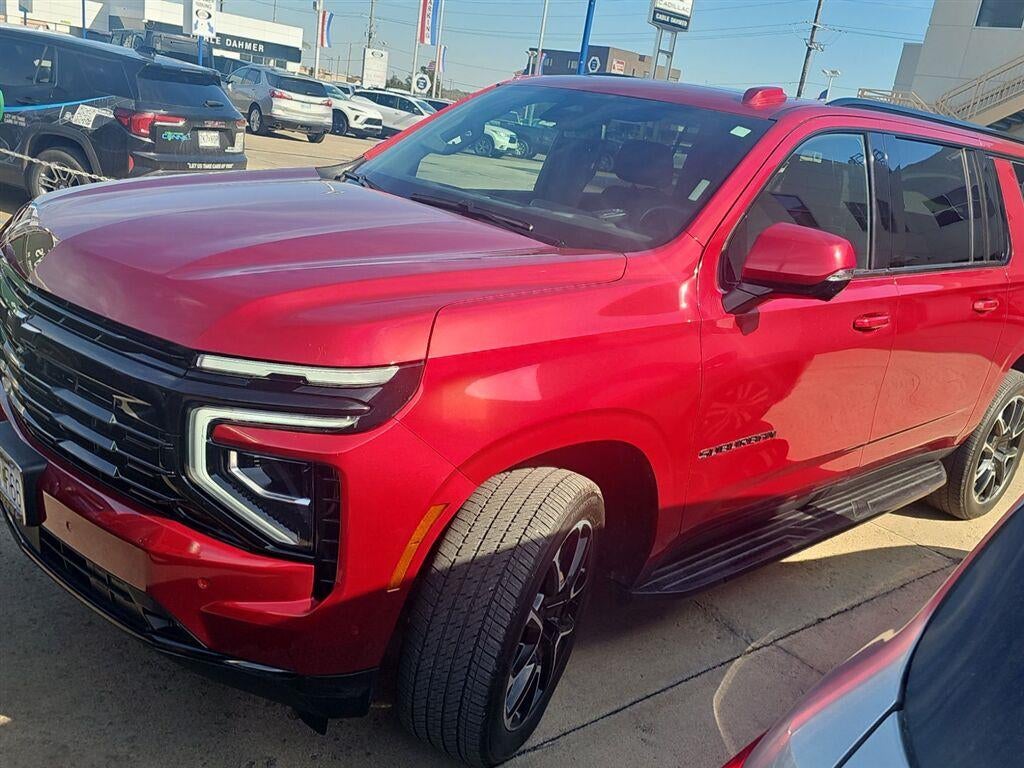 2025 Chevrolet Suburban RST