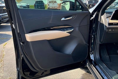 2024 Cadillac XT4 Luxury