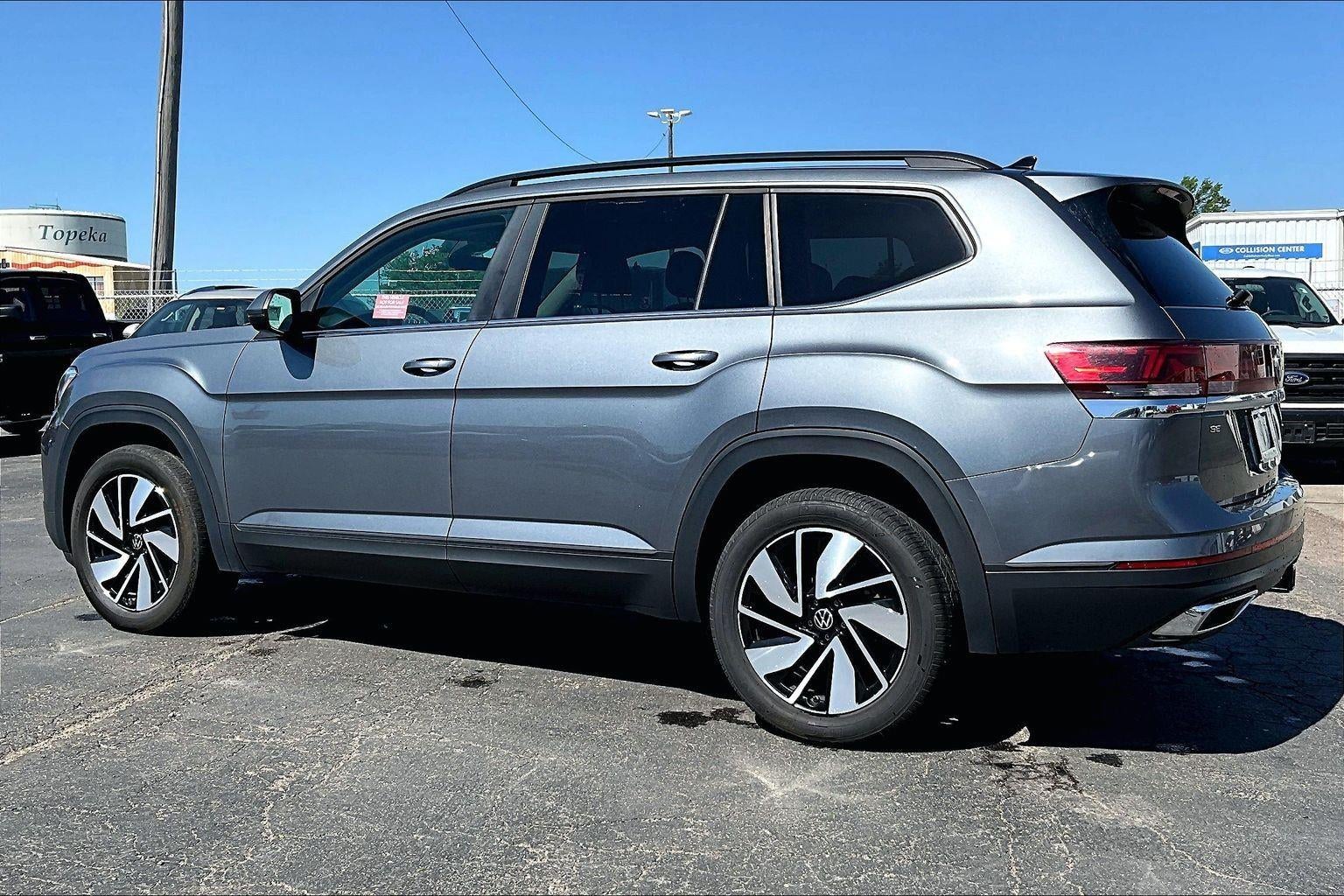 2025 Volkswagen Atlas 2.0T SE w/Technology