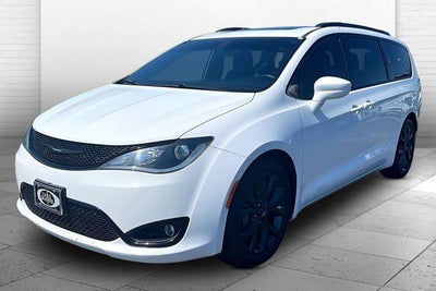 2020 Chrysler Pacifica Touring L Plus 35th Anniversary