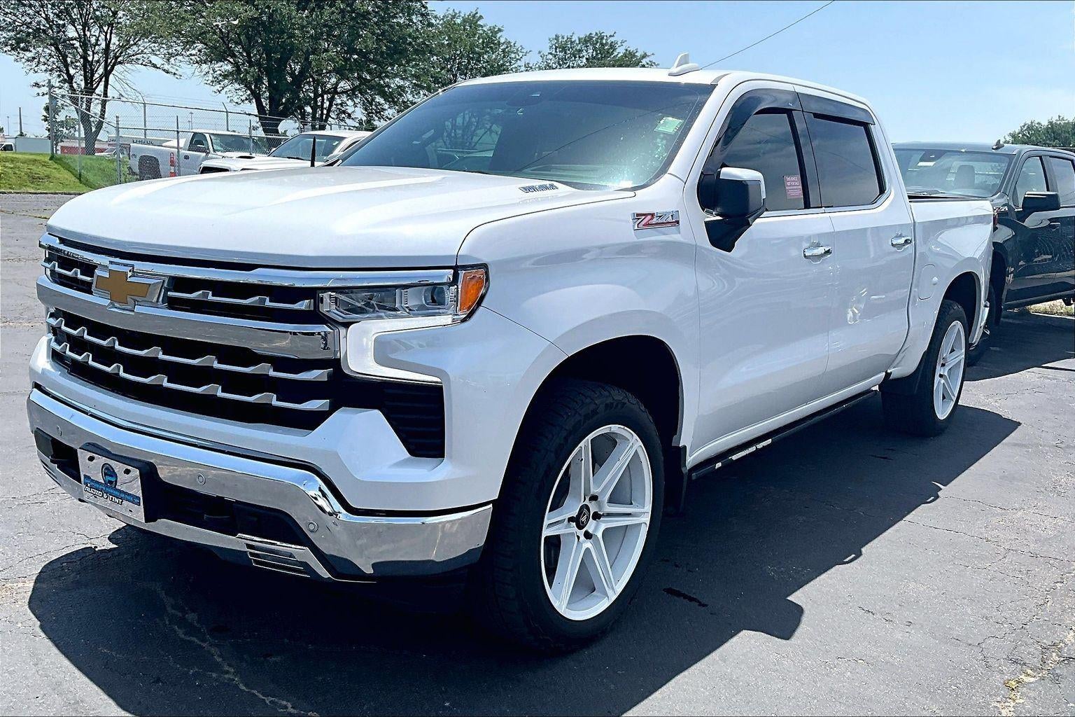 2025 Chevrolet Silverado 1500 LTZ