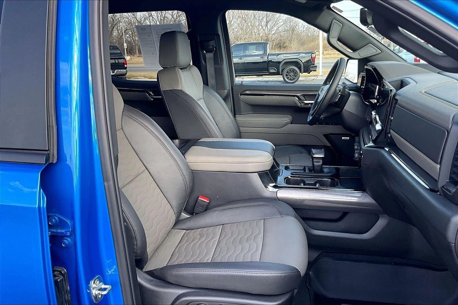 2025 Chevrolet Silverado 1500 ZR2