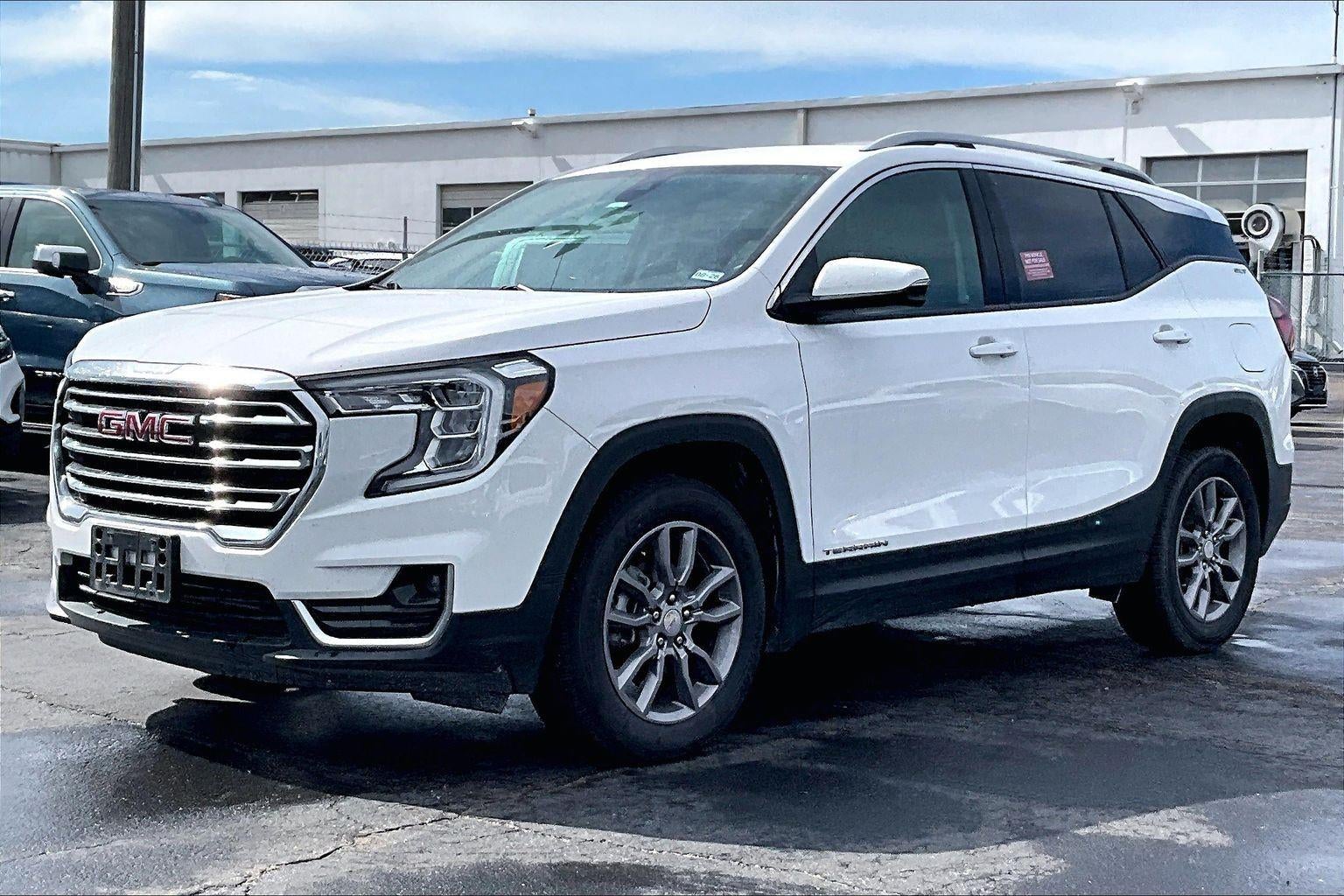 2024 GMC Terrain SLT