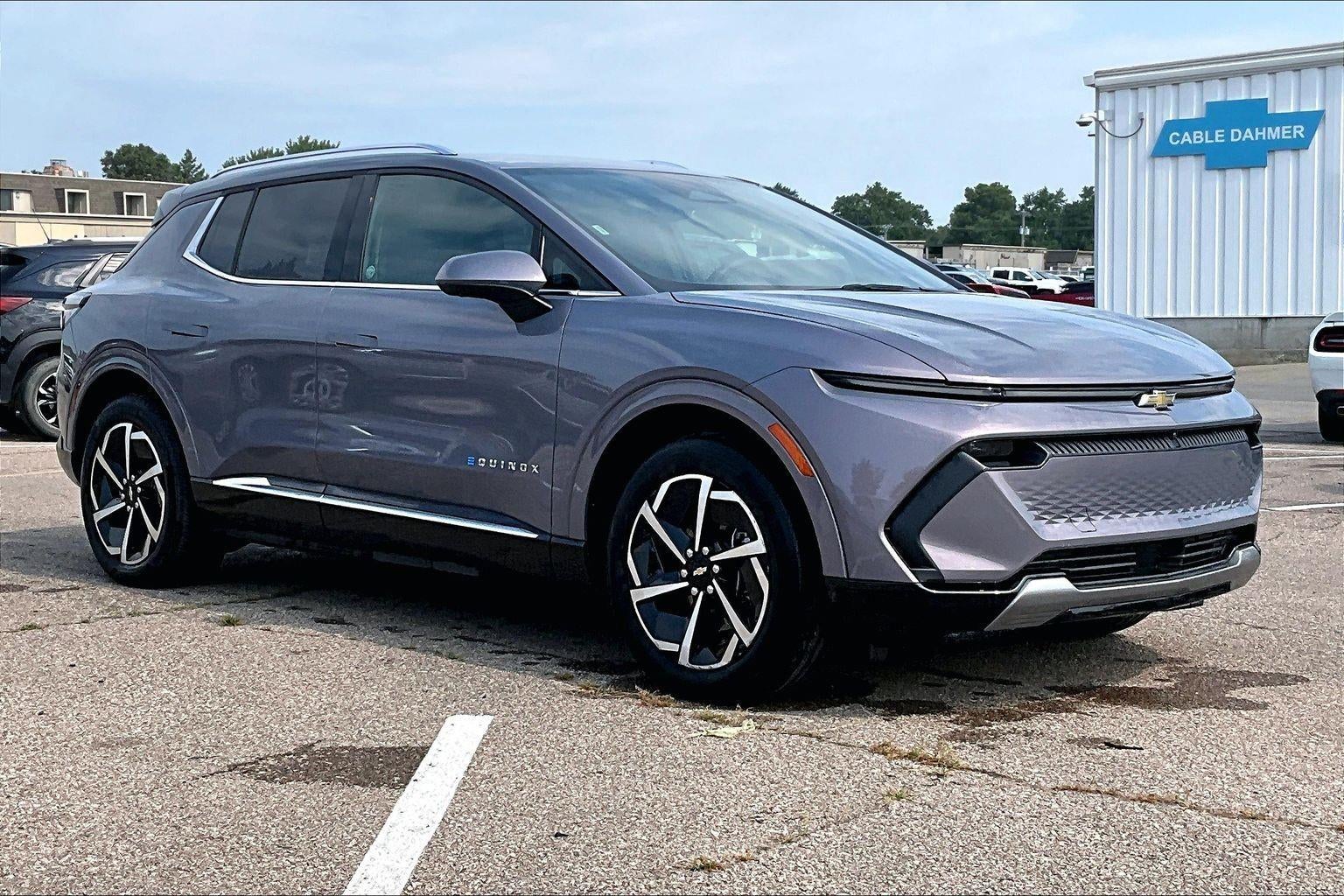 2025 Chevrolet Equinox EV LT