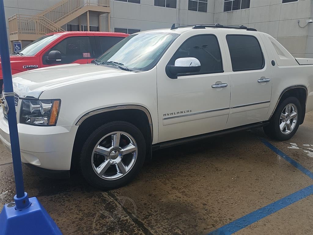 2013 Chevrolet Avalanche LTZ
