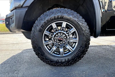 2024 GMC Sierra 1500 AT4X