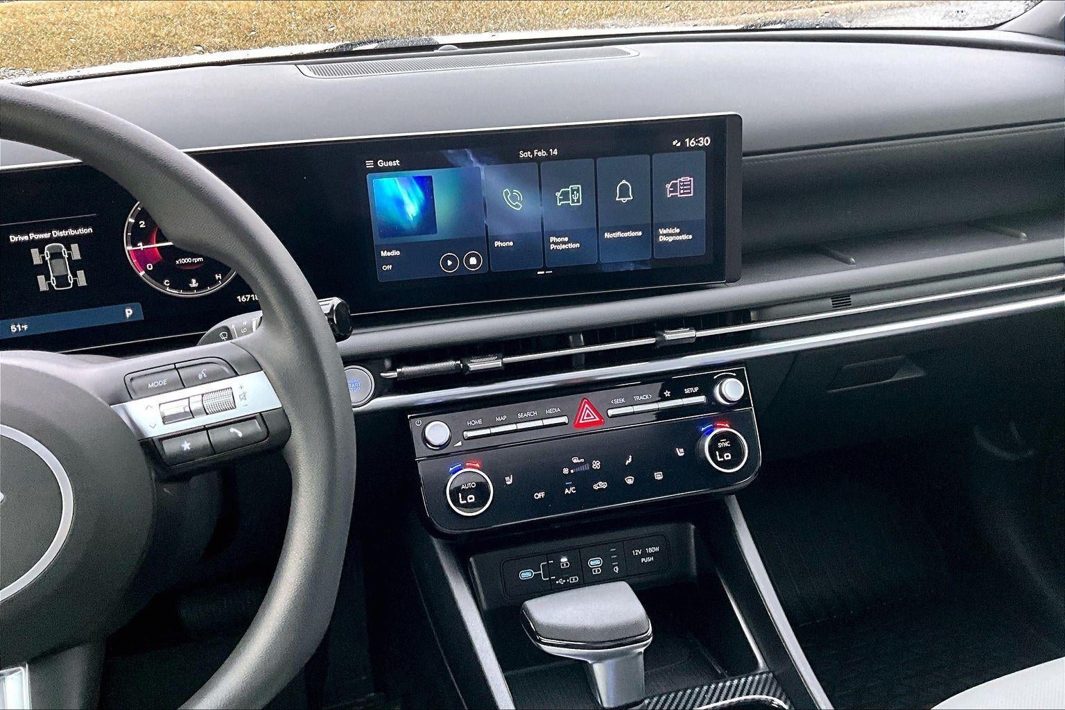 2025 Hyundai Santa Cruz SEL Activity