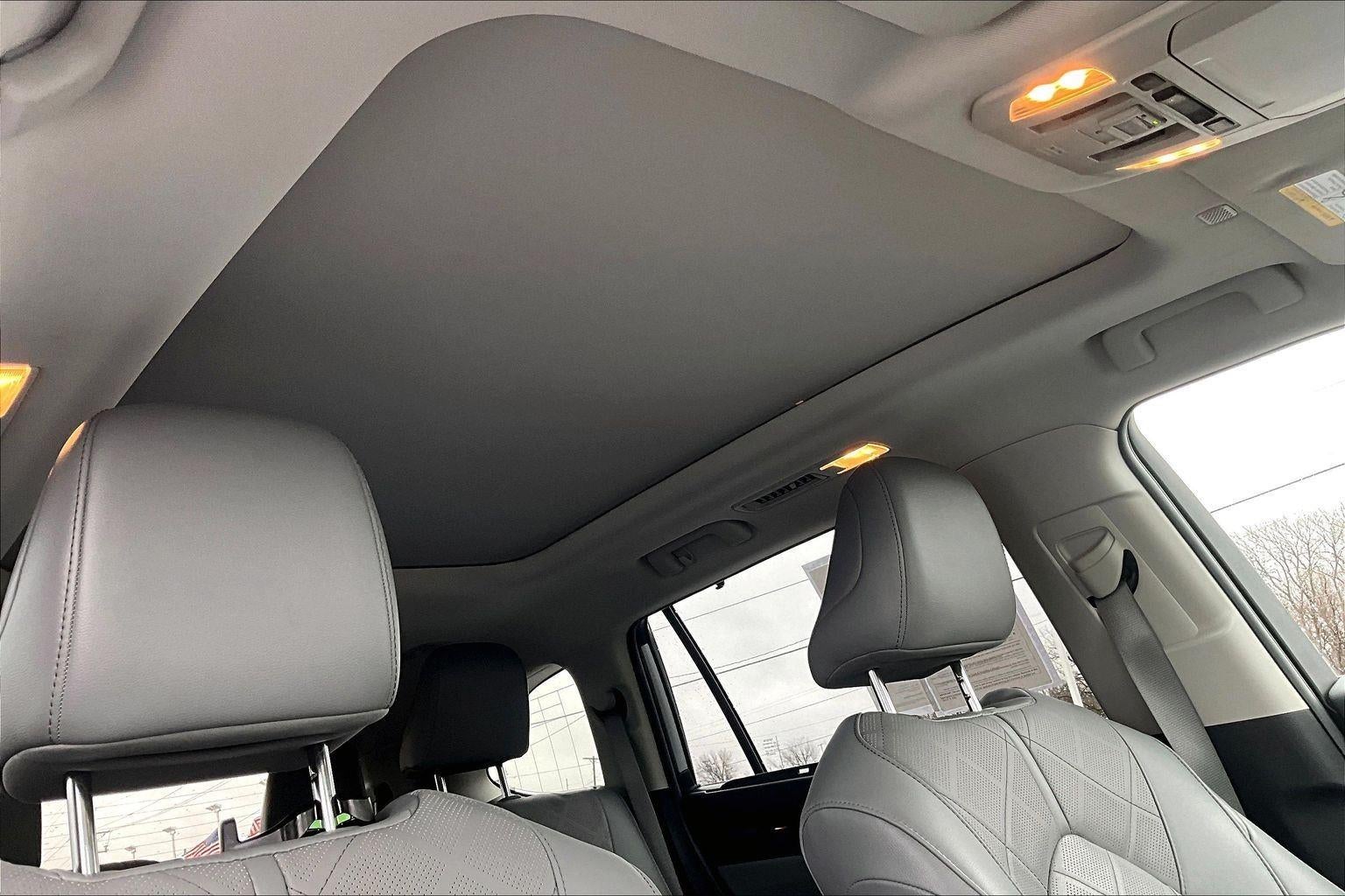 2021 Toyota Highlander Hybrid Platinum