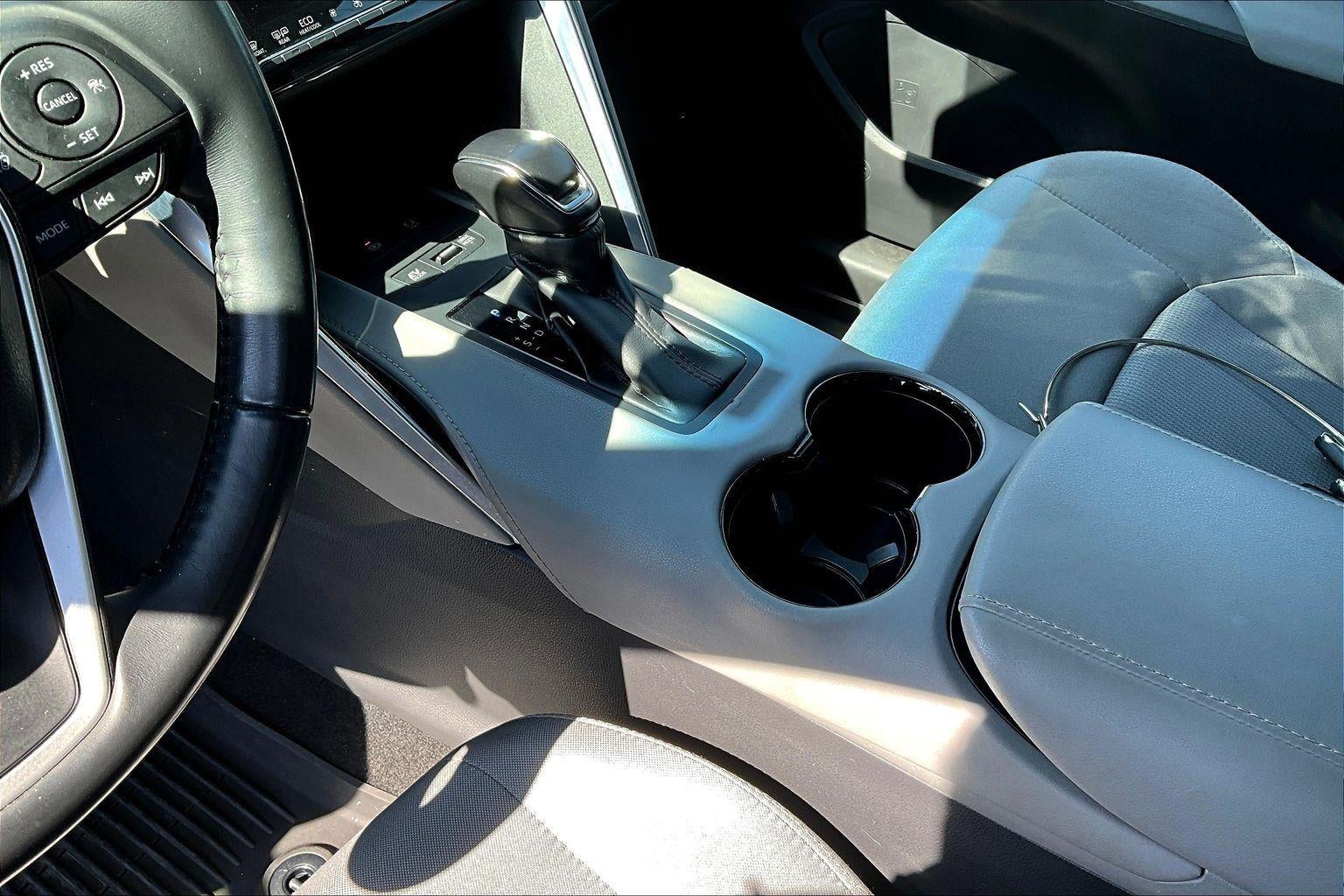 2021 Toyota Venza LE