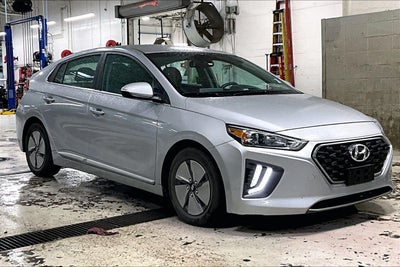 2022 Hyundai Ioniq Hybrid SE