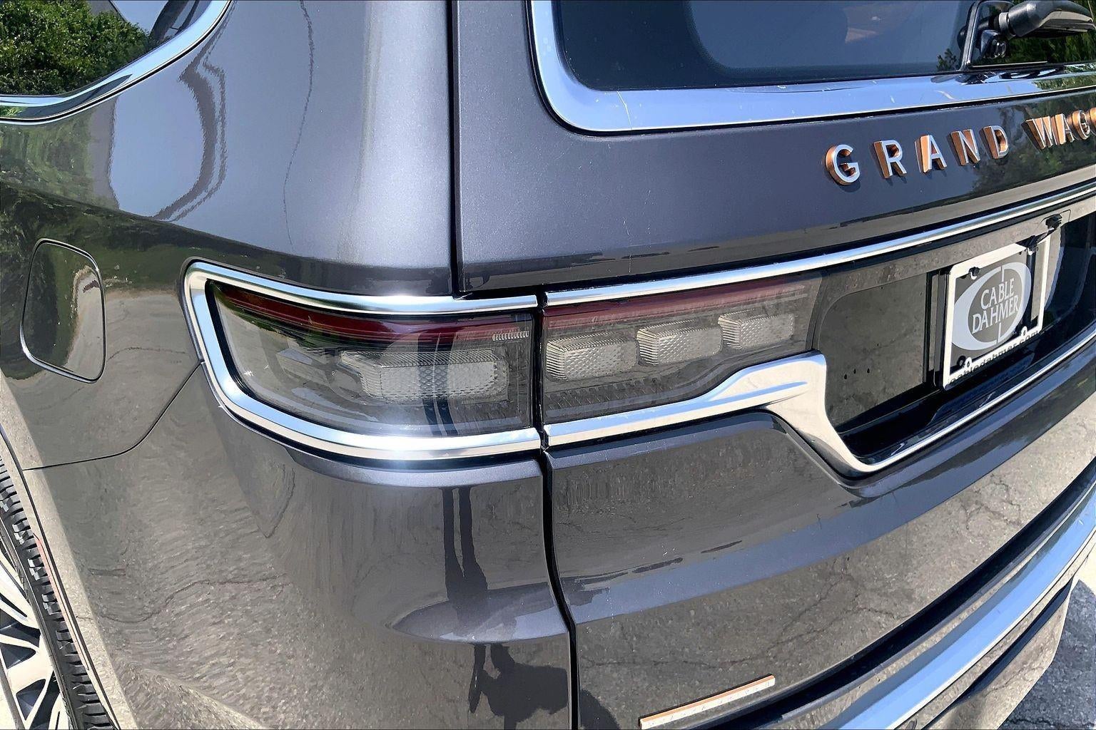 2022 Jeep Grand Wagoneer Series III