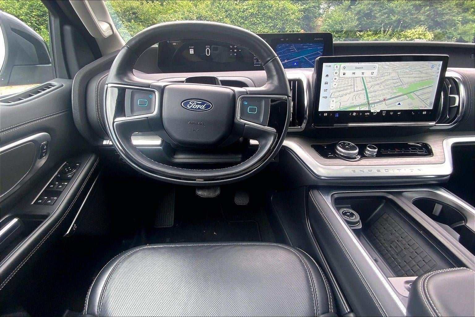 2025 Ford Expedition Max Platinum