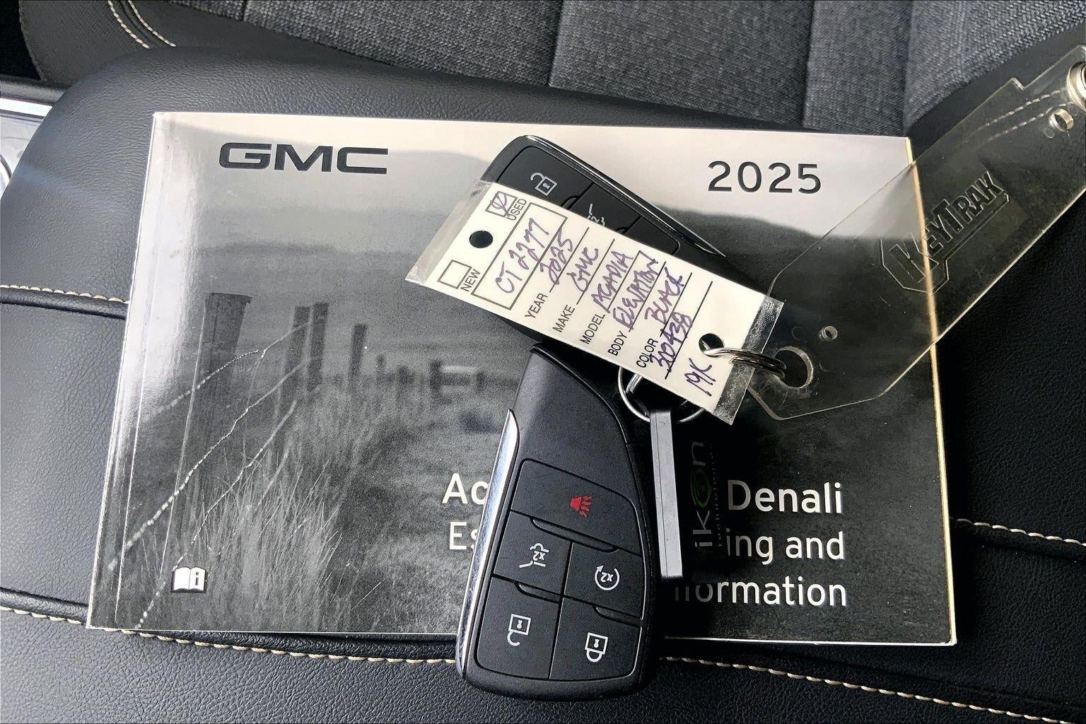 2025 GMC Acadia Elevation