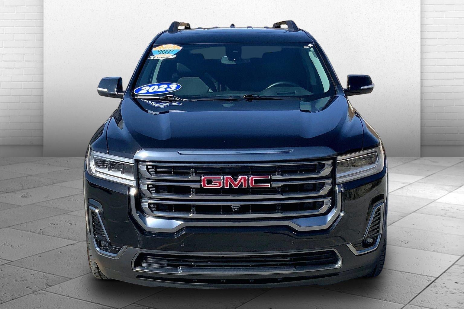 2023 GMC Acadia AT4