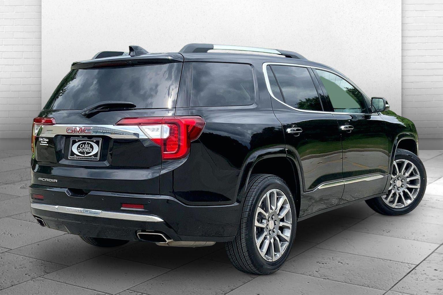 2023 GMC Acadia Denali