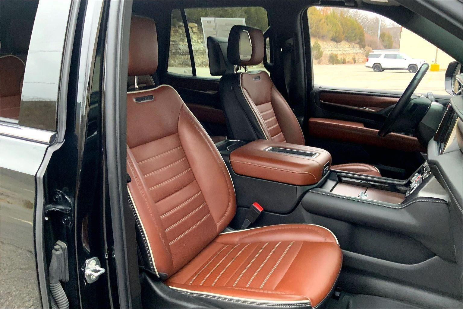 2023 GMC Yukon Denali Ultimate