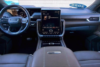 2025 GMC Yukon Denali Ultimate