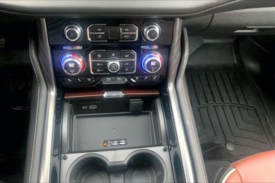 2023 GMC Yukon XL Denali Ultimate