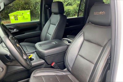 2023 Chevrolet Suburban High Country