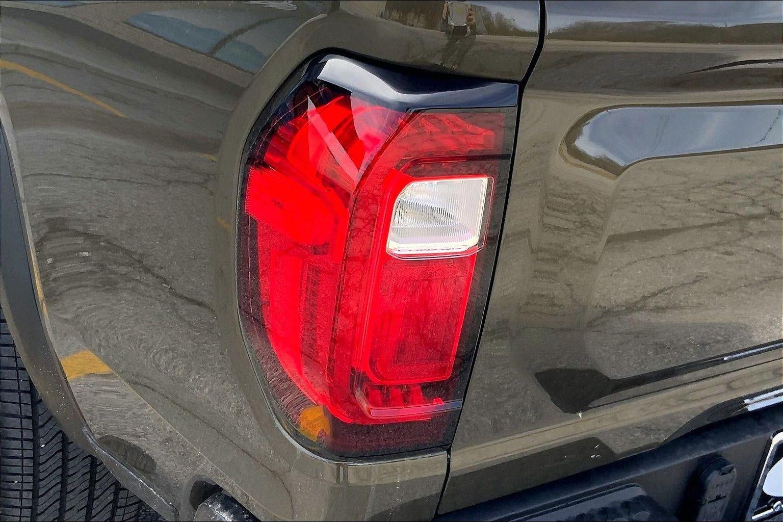 2023 GMC Canyon Denali