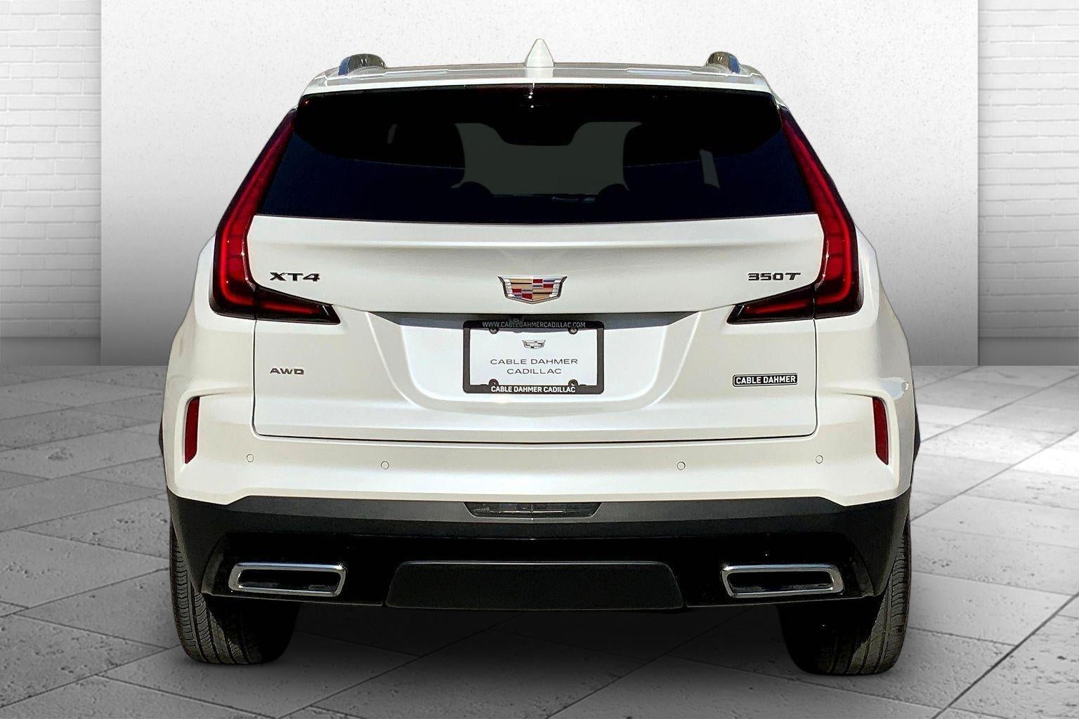 2024 Cadillac XT4 Premium Luxury