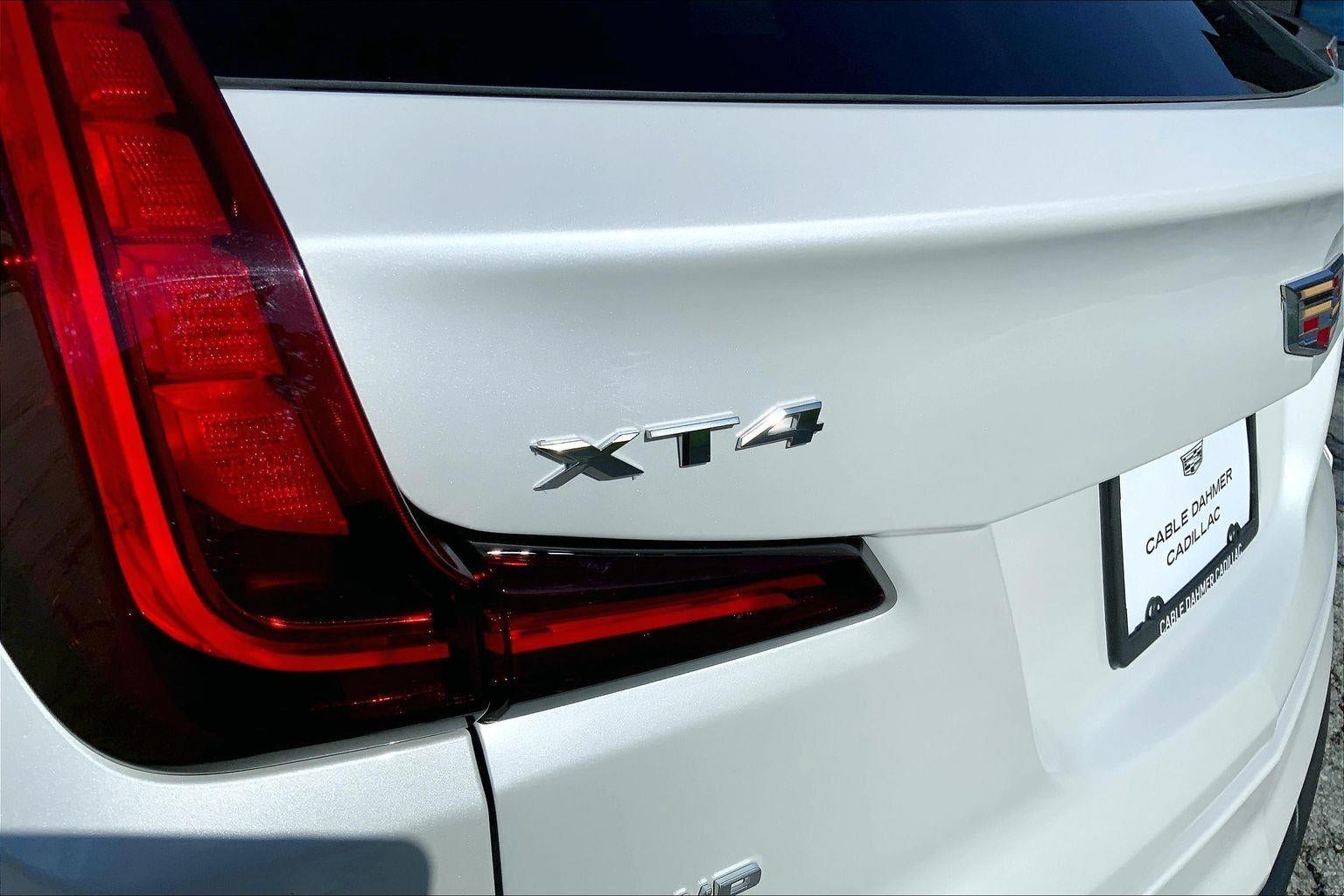 2024 Cadillac XT4 Premium Luxury