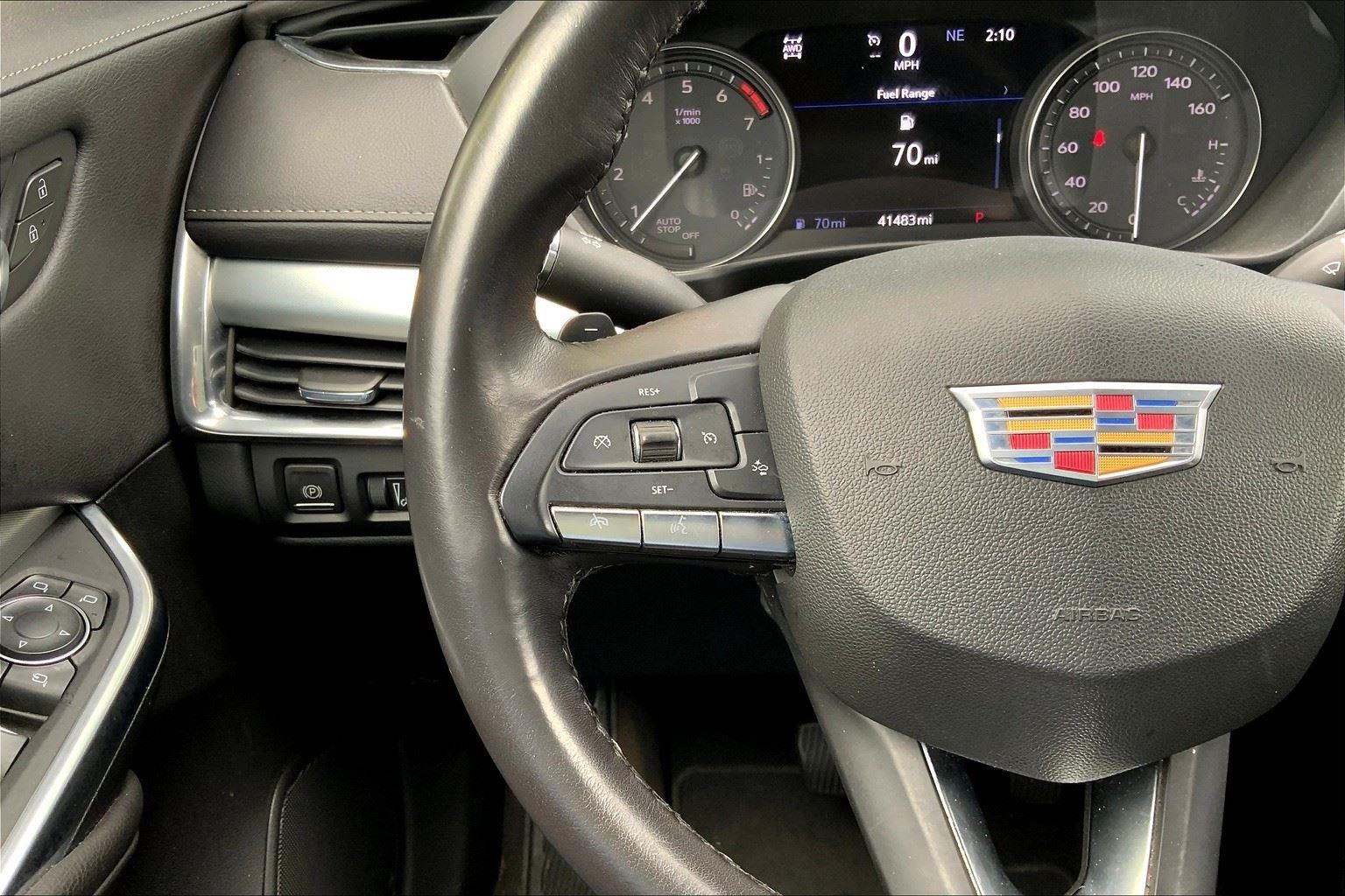 2021 Cadillac XT4 AWD Premium Luxury