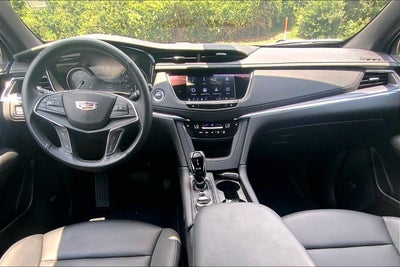 2025 Cadillac XT5 Luxury