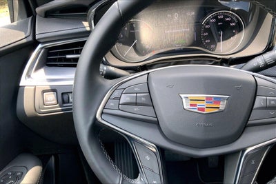 2025 Cadillac XT5 Luxury