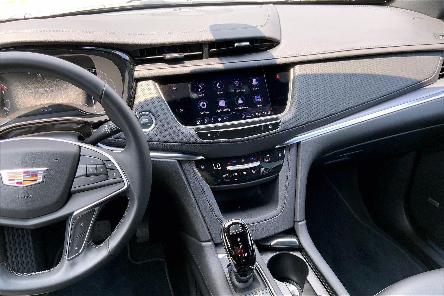 2025 Cadillac XT5 Luxury