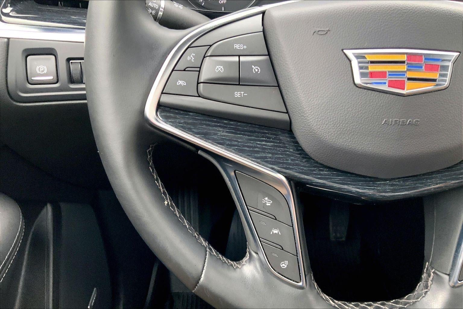 2025 Cadillac XT5 Premium Luxury