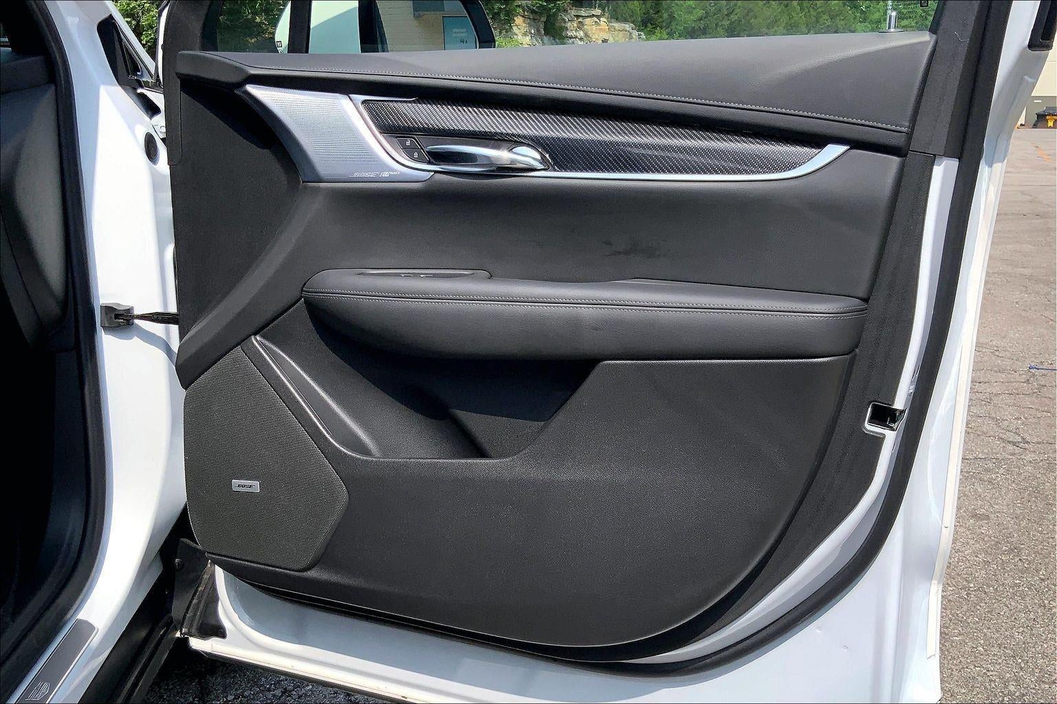 2025 Cadillac XT6 Sport