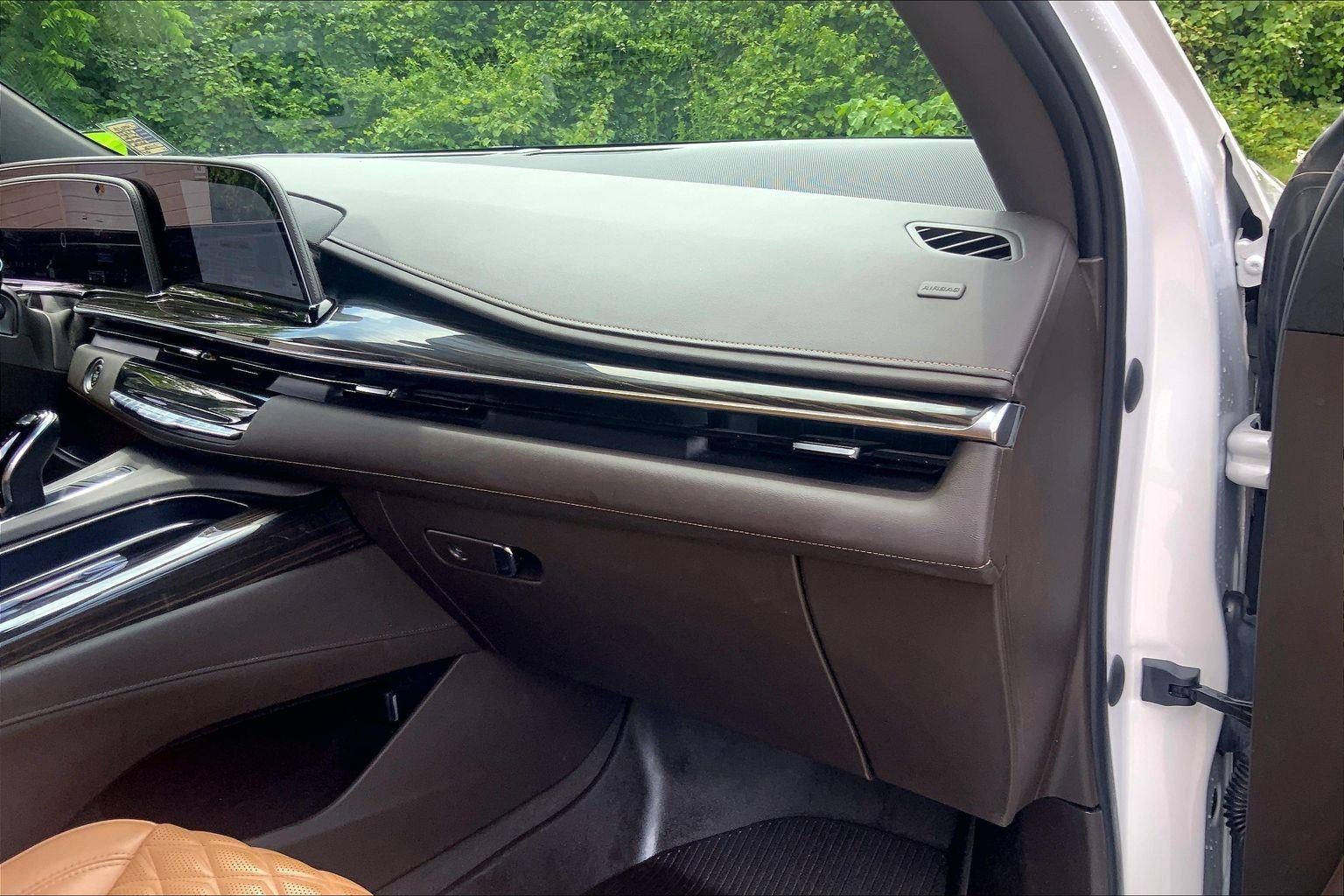 2022 Cadillac Escalade Premium Luxury