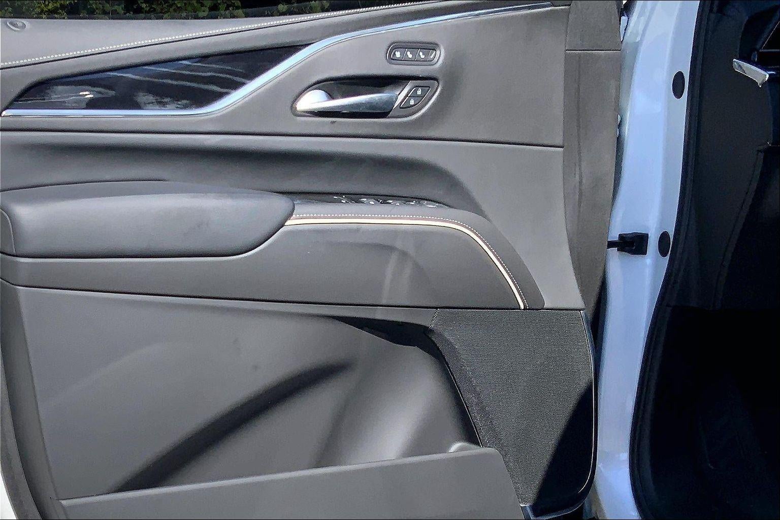2024 Cadillac Escalade Sport