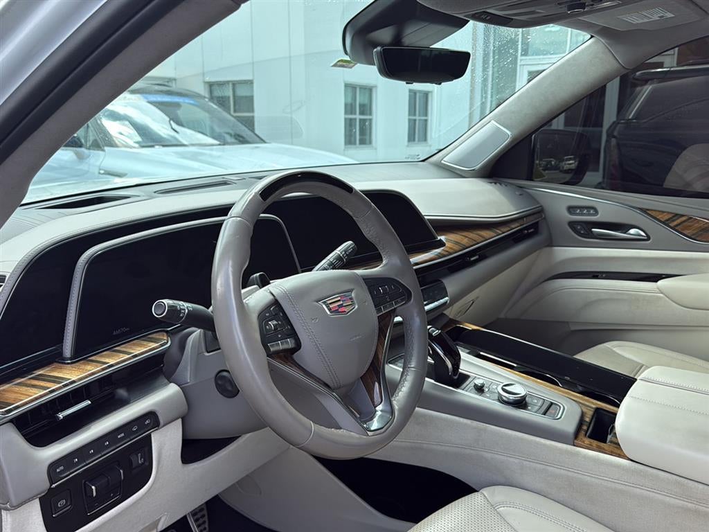 2023 Cadillac Escalade ESV Sport Platinum